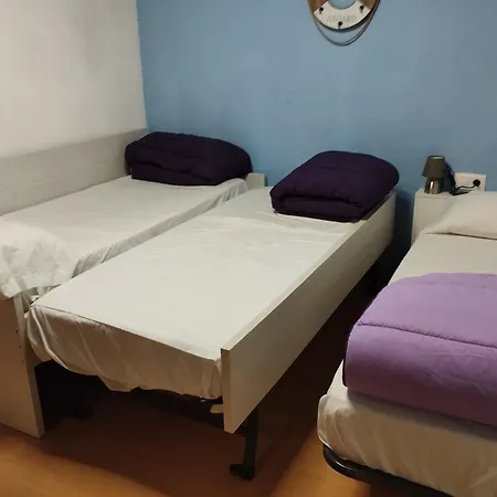 Apart 1º & Y Parking En Calella, Barcelona